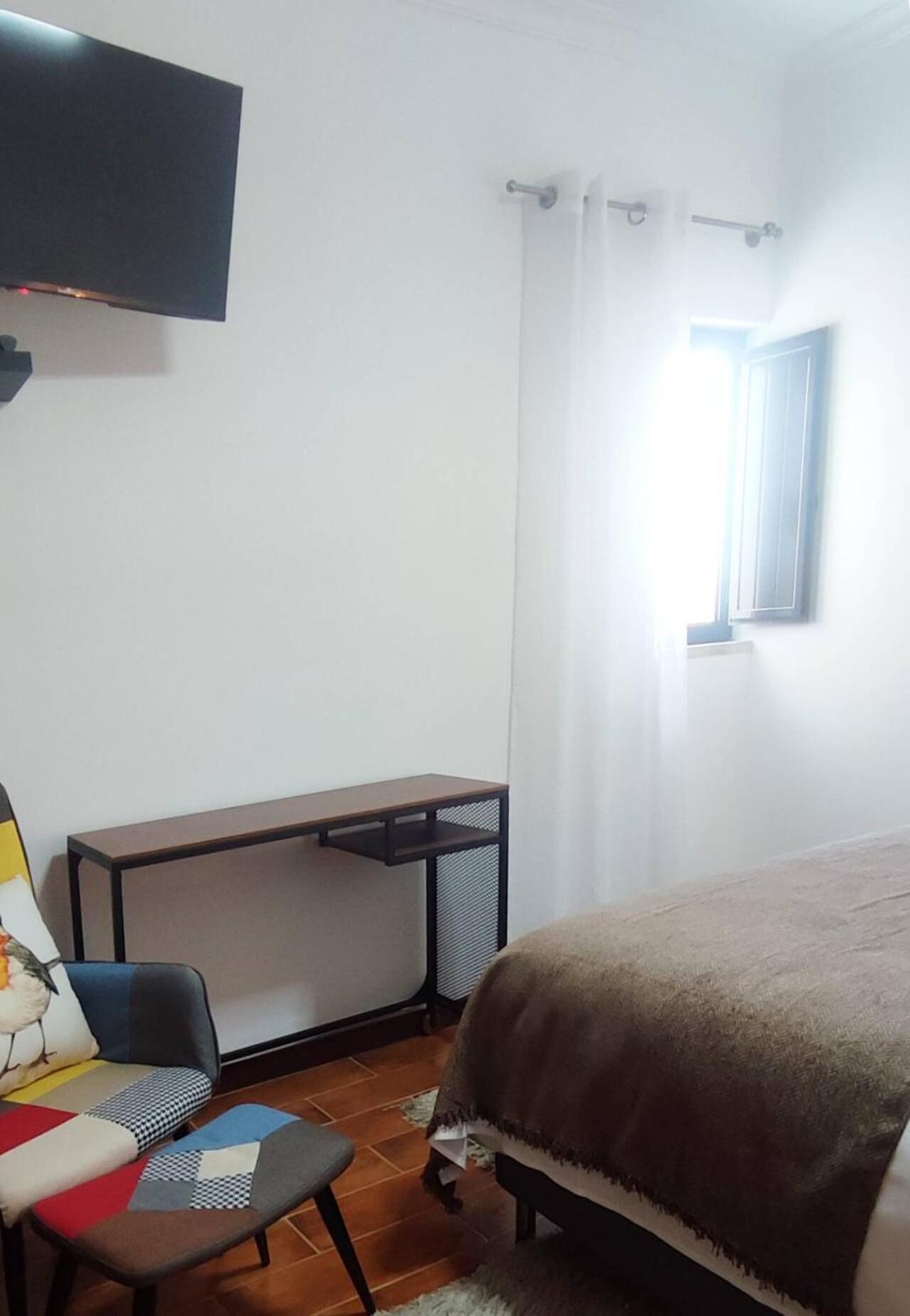 R3 - Guesthouse Travessa Da Arieira Aguda (Leiria) Ngoại thất bức ảnh