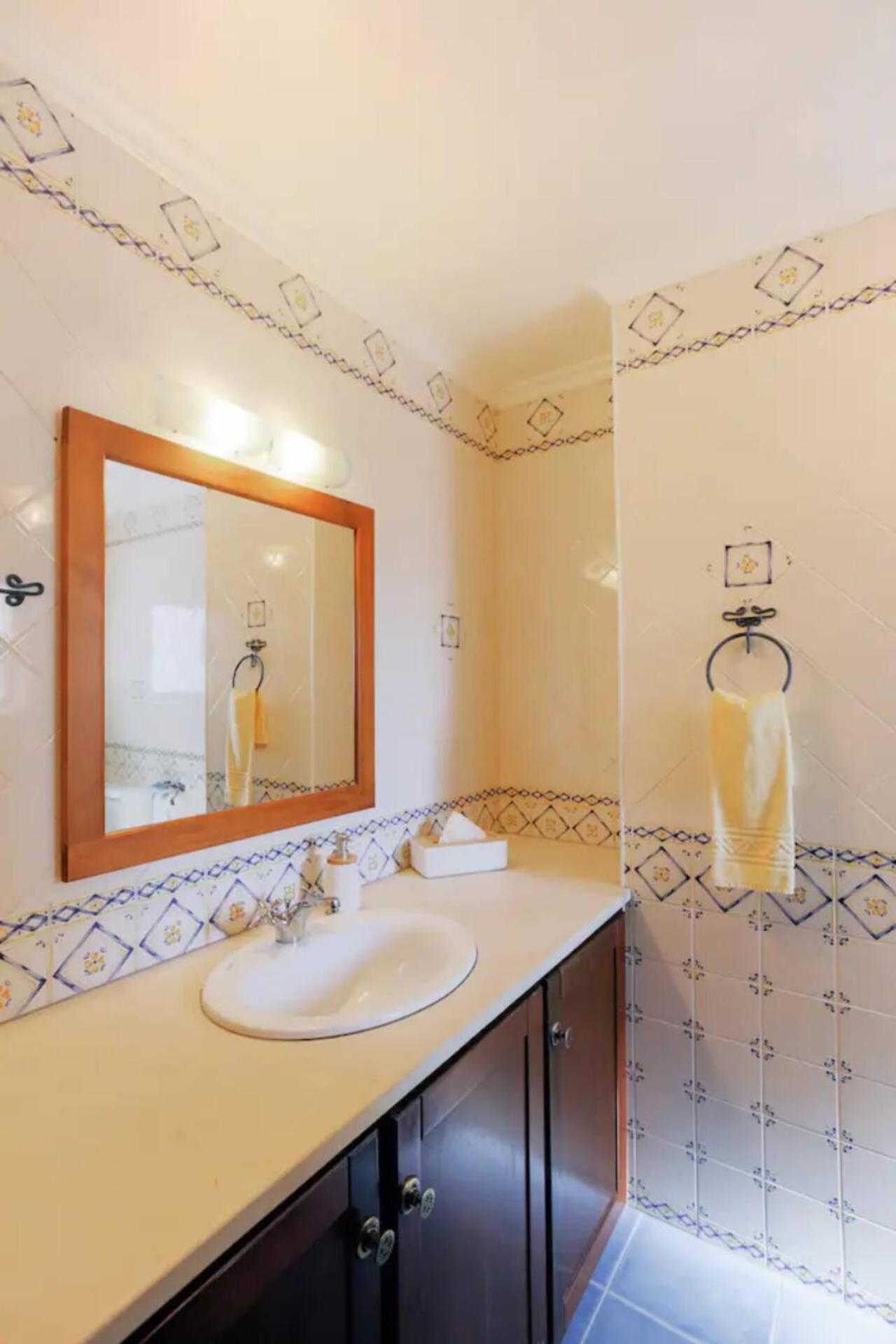 R3 - Guesthouse Travessa Da Arieira Aguda (Leiria) Ngoại thất bức ảnh